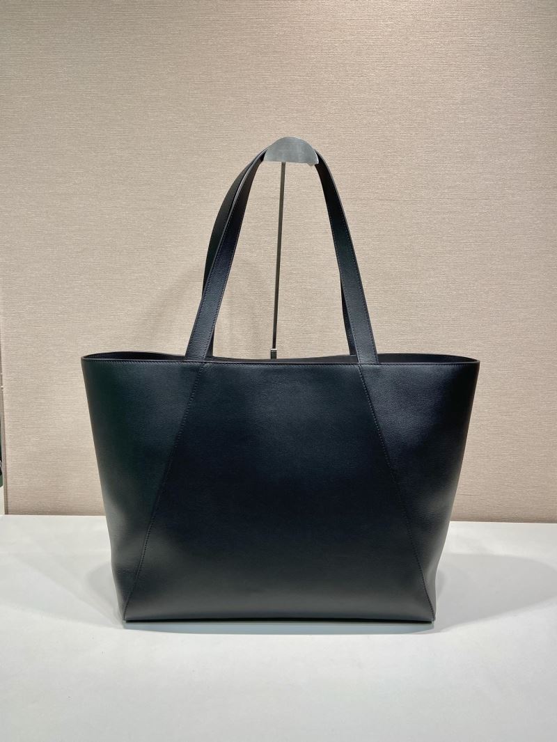 Pra*a tote bags